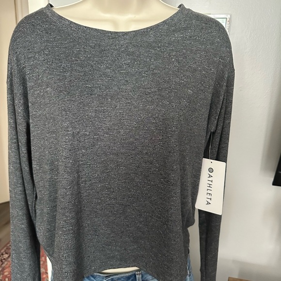 Athleta Women's Gray Top size small - Picture 2 of 10